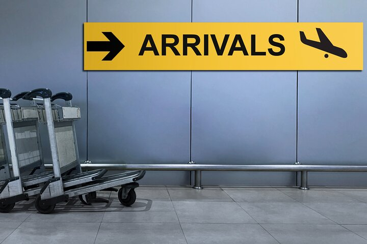 JFK Arrival - Private Van Transfers to New York City - Photo 1 of 5